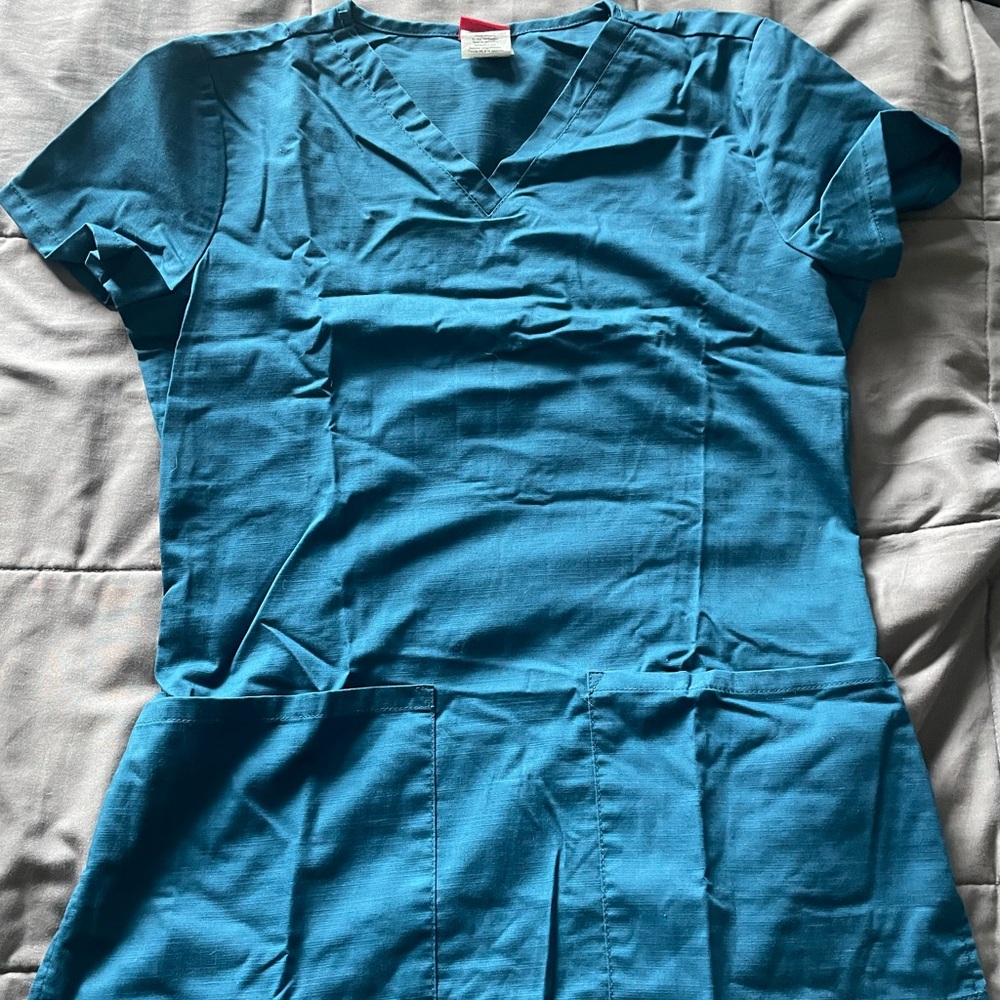 Dickies Scrub top